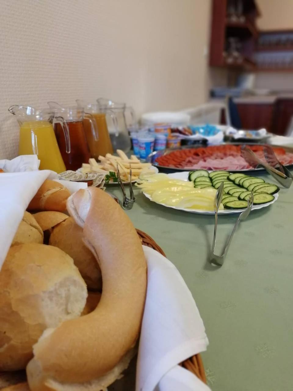 Park Panzio*** Bed and Breakfast Szolnok Buitenkant foto